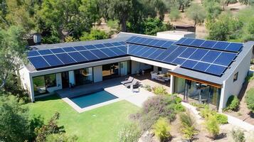 Modern Family Villa — 10 kW Hybrid · 16 kWh solar installation in Stellenbosch, WC